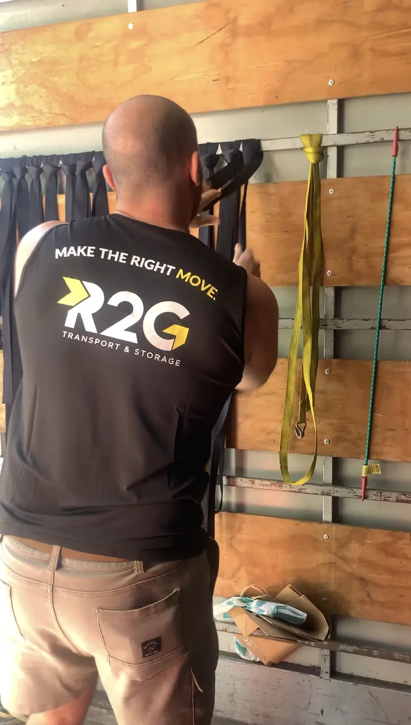 R2G moving boxes and packing supplies available in Cairns and Brisbane R2G moving boxes and packing supplies available in Cairns and Brisbane - R2G Transport & Storage